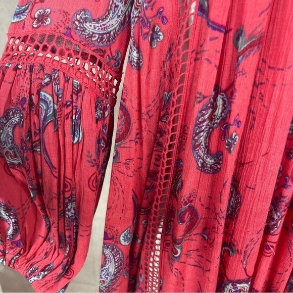 Free People Just The Two Of Us Paisley Printed Tunic In Red Pink Combo Size XS - Picture 6 of 9